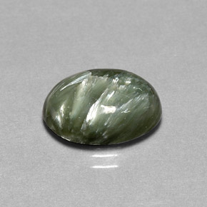 Séraphinite vert naturelle coupe ovale, 4,86 ct, opaque