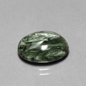 Séraphinite vert naturelle coupe ovale, 5,05 ct, opaque