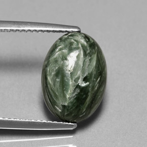 Séraphinite vert naturelle coupe ovale, 5,05 ct, opaque