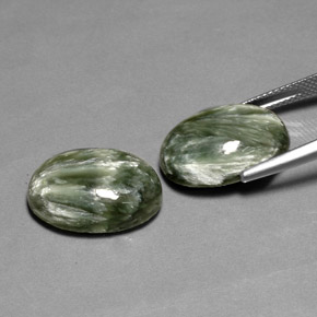 Achetez naturel ct vert séraphinite gems, coupe ovale, en provenance russie chez gemselect. en stock, livraison internationale!