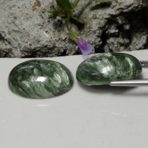 Achetez naturel 21,06ct vert séraphinite gems, coupe ovale, en provenance russie chez gemselect. en stock, livraison internationale!