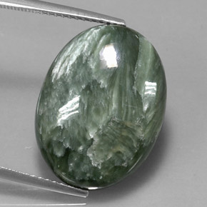 Séraphinite vert naturelle coupe ovale, 11,47 ct, opaque