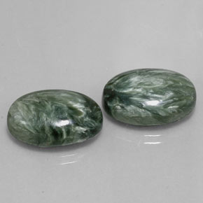 Achetez naturel ct Vert Séraphinite gems, Coupe ovale, En provenance Russie chez GemSelect. En stock, livraison internationale!