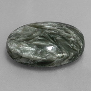 Séraphinite vert naturelle coupe ovale, 9,46 ct, opaque