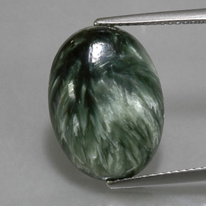 Séraphinite vert naturelle coupe ovale, 8,39 ct, opaque