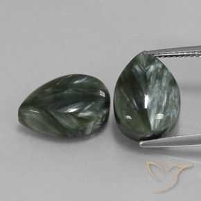 Shop natural 11.87ct Vert foncé Séraphinite gems, En forme de poire, from Russie at GemSelect. In stock, global shipping!