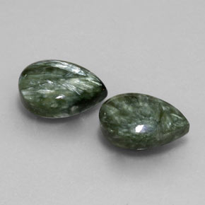 Achetez naturel 9,45ct vert séraphinite gems, en forme de poire, en provenance russie chez gemselect. en stock, livraison internationale!