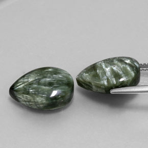 Achetez naturel 9,45ct vert séraphinite gems, en forme de poire, en provenance russie chez gemselect. en stock, livraison internationale!