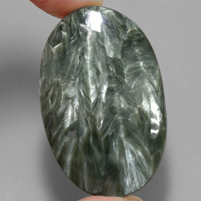 Séraphinite Vert naturelle Coupe ovale, 51.91 ct, Opaque