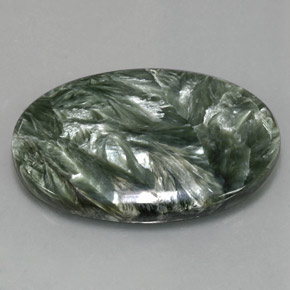 Séraphinite vert naturelle coupe ovale, 37,48 ct, opaque