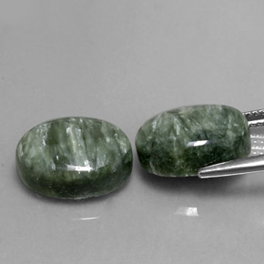 Achetez naturel ct vert séraphinite gems, coupe ovale, en provenance russie chez gemselect. en stock, livraison internationale!