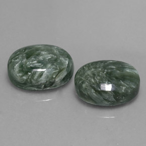 Achetez naturel 13,60ct vert séraphinite gems, coupe ovale, en provenance russie chez gemselect. en stock, livraison internationale!