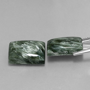 Achetez naturel ct Vert Séraphinite gems, Baquette, En provenance Russie chez GemSelect. En stock, livraison internationale!