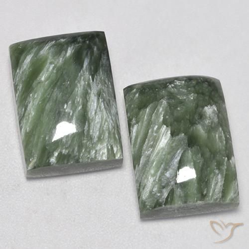 Shop natural 15.16ct Vert terreux Séraphinite gems, Baquette, from Russie at GemSelect. In stock, global shipping!