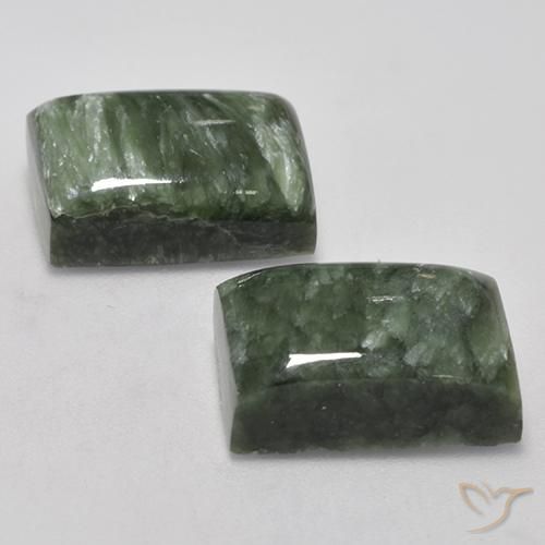 Achetez naturel 16.83ct Vert moyen Séraphinite gems, Baquette, En provenance Russie chez GemSelect. En stock, livraison internationale!