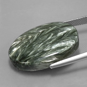 Séraphinite vert naturelle coupe ovale, 24,96 ct, opaque