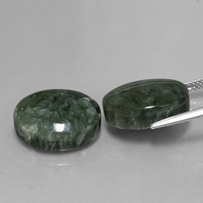 Achetez naturel ct Vert Séraphinite gems, Coupe ovale, En provenance Russie chez GemSelect. En stock, livraison internationale!