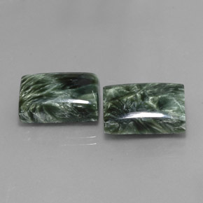 Achetez naturel 21.79ct Vert foncé Séraphinite gems, Baquette, En provenance Russie chez GemSelect. En stock, livraison internationale!