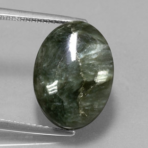 Séraphinite vert naturelle coupe ovale, 9,33 ct, opaque
