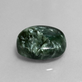Séraphinite vert naturelle coupe ovale, 7,60 ct, opaque