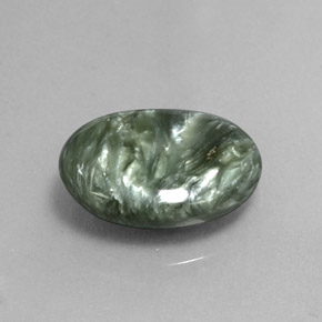 Séraphinite vert naturelle coupe ovale, 6,11 ct, opaque