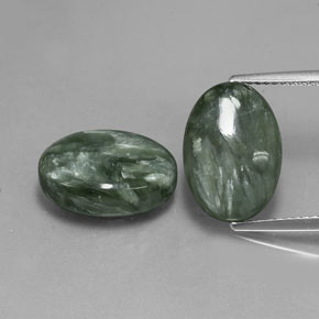 Achetez naturel 12,01ct vert séraphinite gems, coupe ovale, en provenance russie chez gemselect. en stock, livraison internationale!
