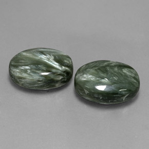 Achetez naturel 13,00ct vert séraphinite gems, coupe ovale, en provenance russie chez gemselect. en stock, livraison internationale!