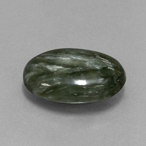 Séraphinite vert naturelle coupe ovale, 5,60 ct, opaque