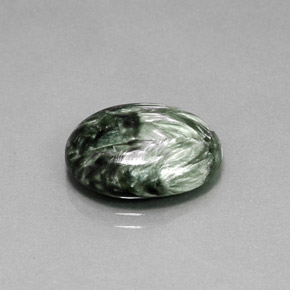 Séraphinite Vert naturelle Coupe ovale, 8.68 ct, Opaque