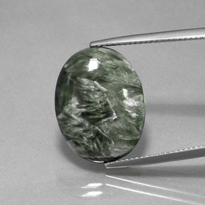 Séraphinite vert naturelle coupe ovale, 8,99 ct, opaque