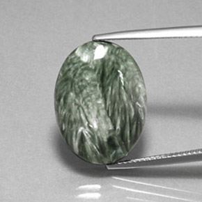 Séraphinite vert naturelle coupe ovale, 10,82 ct, opaque