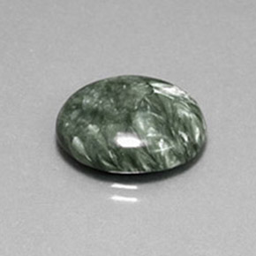 Séraphinite vert naturelle coupe ovale, 8,60 ct, opaque