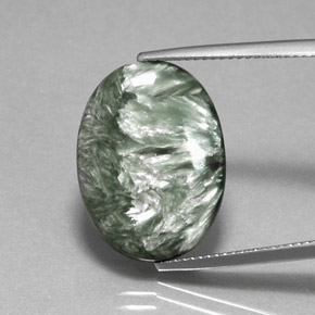 Séraphinite vert naturelle coupe ovale, 8,72 ct, opaque