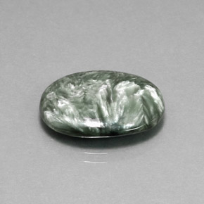 Séraphinite vert naturelle coupe ovale, 8,72 ct, opaque