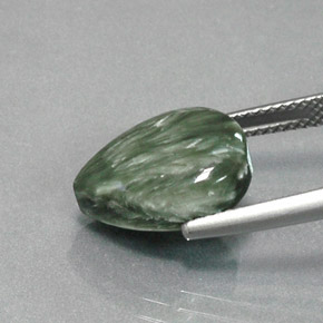Séraphinite vert naturelle en forme de poire, 6,18 ct, opaque