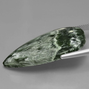 Séraphinite vert naturelle en forme de poire, 27,18 ct, opaque