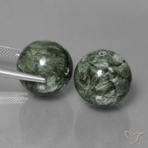 Shop natural 38.39ct Vert Séraphinite gems, Sphère / Boule, from Russie at GemSelect. In stock, global shipping!