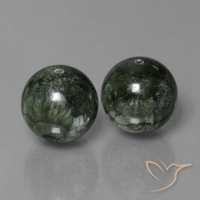Shop natural 38.93ct Vert Séraphinite gems, Sphère / Boule, from Russie at GemSelect. In stock, global shipping!