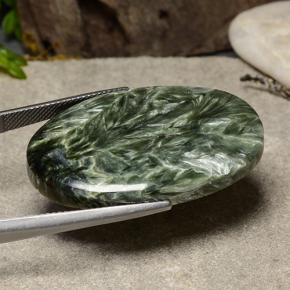 Séraphinite vert naturelle coupe ovale, 39,09 ct, opaque