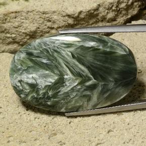 Séraphinite vert naturelle coupe ovale, 32,78 ct, opaque