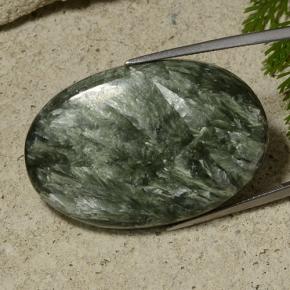 Séraphinite vert naturelle coupe ovale, 55,28 ct, opaque