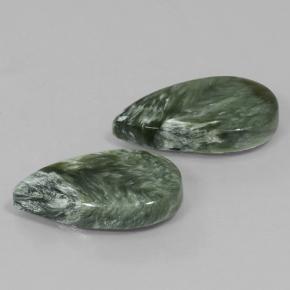 Achetez naturel 11.98ct Vert Séraphinite gems, En forme de poire, En provenance Russie chez GemSelect. En stock, livraison internationale!