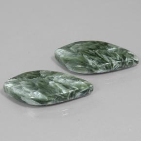 Achetez naturel 19,06ct vert séraphinite gems, forme fantaisie, en provenance russie chez gemselect. en stock, livraison internationale!