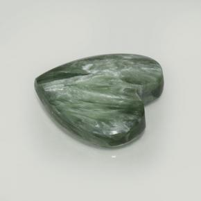 Séraphinite vert naturelle forme de coeur, 7,59 ct, opaque