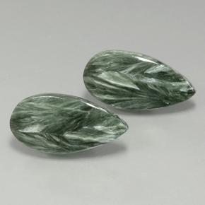 Achetez naturel 19,56ct vert séraphinite gems, en forme de poire, en provenance russie chez gemselect. en stock, livraison internationale!