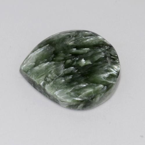 Séraphinite Vert moyen naturelle En forme de poire, 9.94 ct, Opaque