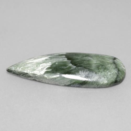 Séraphinite Vert moyen naturelle En forme de poire, 8.40 ct, Opaque