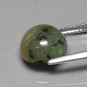 Serpentine vert naturelle coupe roude, 3,63 ct, opaque