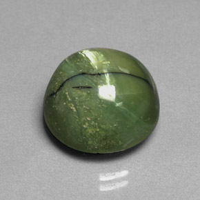 Serpentine vert naturelle coupe roude, 11,31 ct, opaque