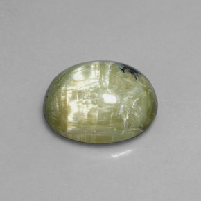 Serpentine vert naturelle coupe ovale, 3,97 ct, opaque
